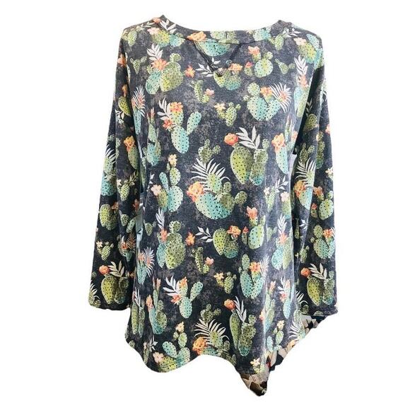Lucky & Blessed Cactus Succulent 3/4 Sleeve Top Small - Picture 5 of 5